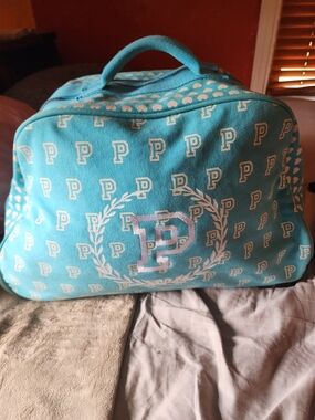 Vintage Victoria Secet Pink Wheelie Luggage Travel Bag!
